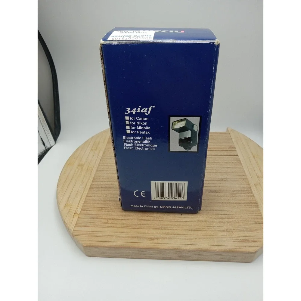 Nissin 34iaf Auto Flash for Nikon Or Canon EOS Cameras Open Box